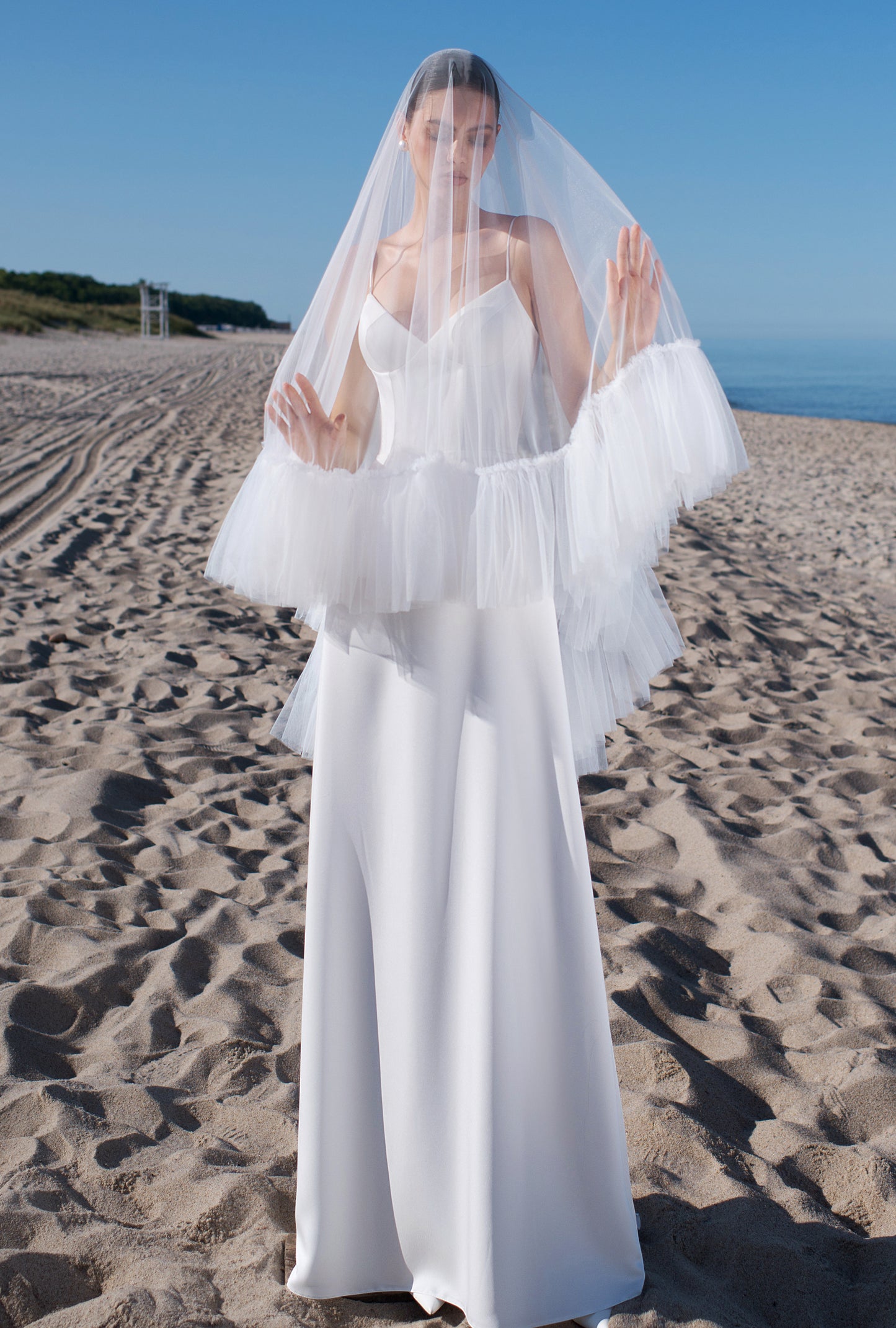 Sharma Two in one Boat/Bateau Off White Wedding dress