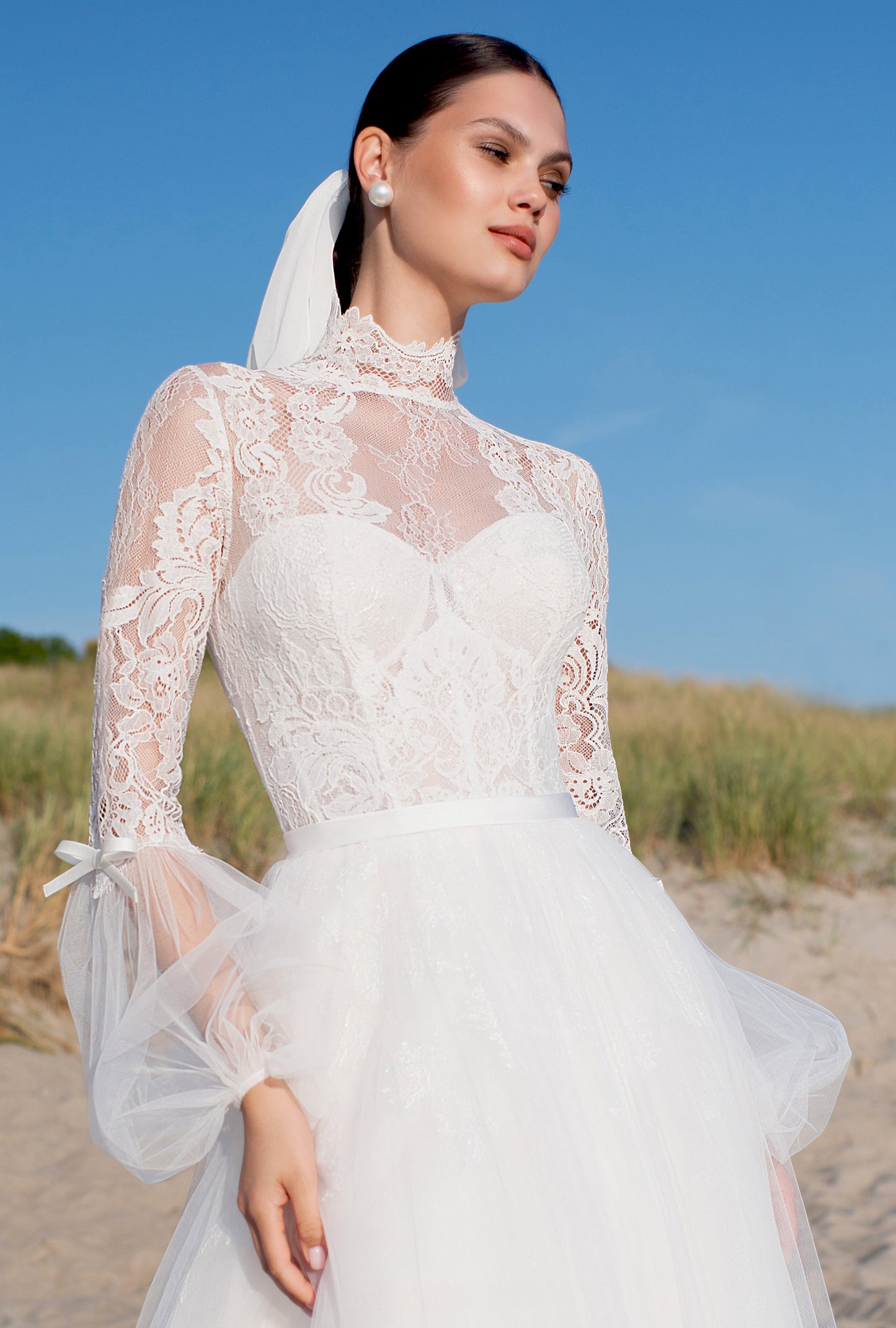 Stinga A-line High neck Off White Wedding dress