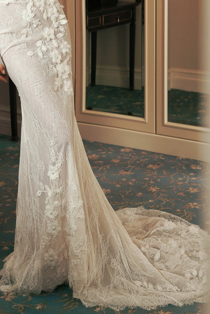 Milinda Trumpet/Mermaid Off-shoulder/Drop shoulders Milk Wedding dress