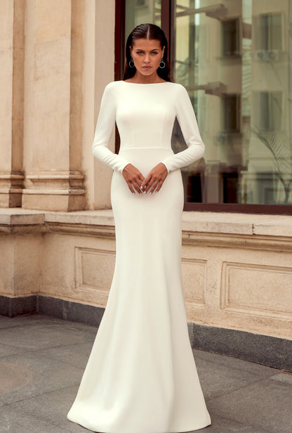 Rebecca Trumpet/Mermaid Boat/Bateau Ivory Wedding dress