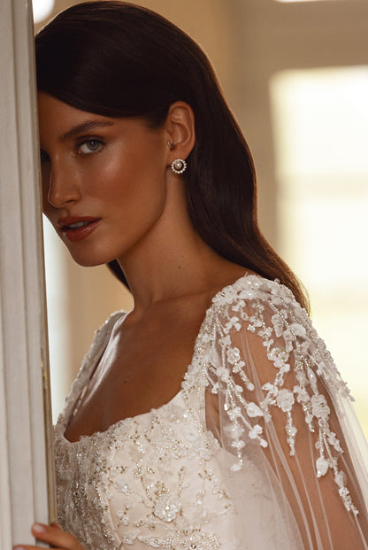 Marie-Geneviéve A-line Square Milk Wedding dress