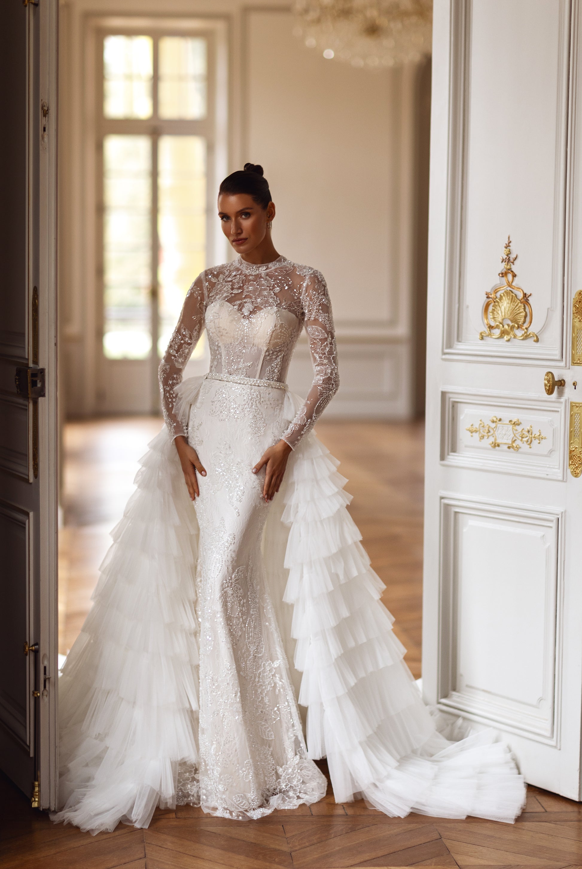 Marie-Antoinette Two in one Hight neck Milk Wedding dress Marie-Antoinette Two in one Hight neck Milk Wedding dress