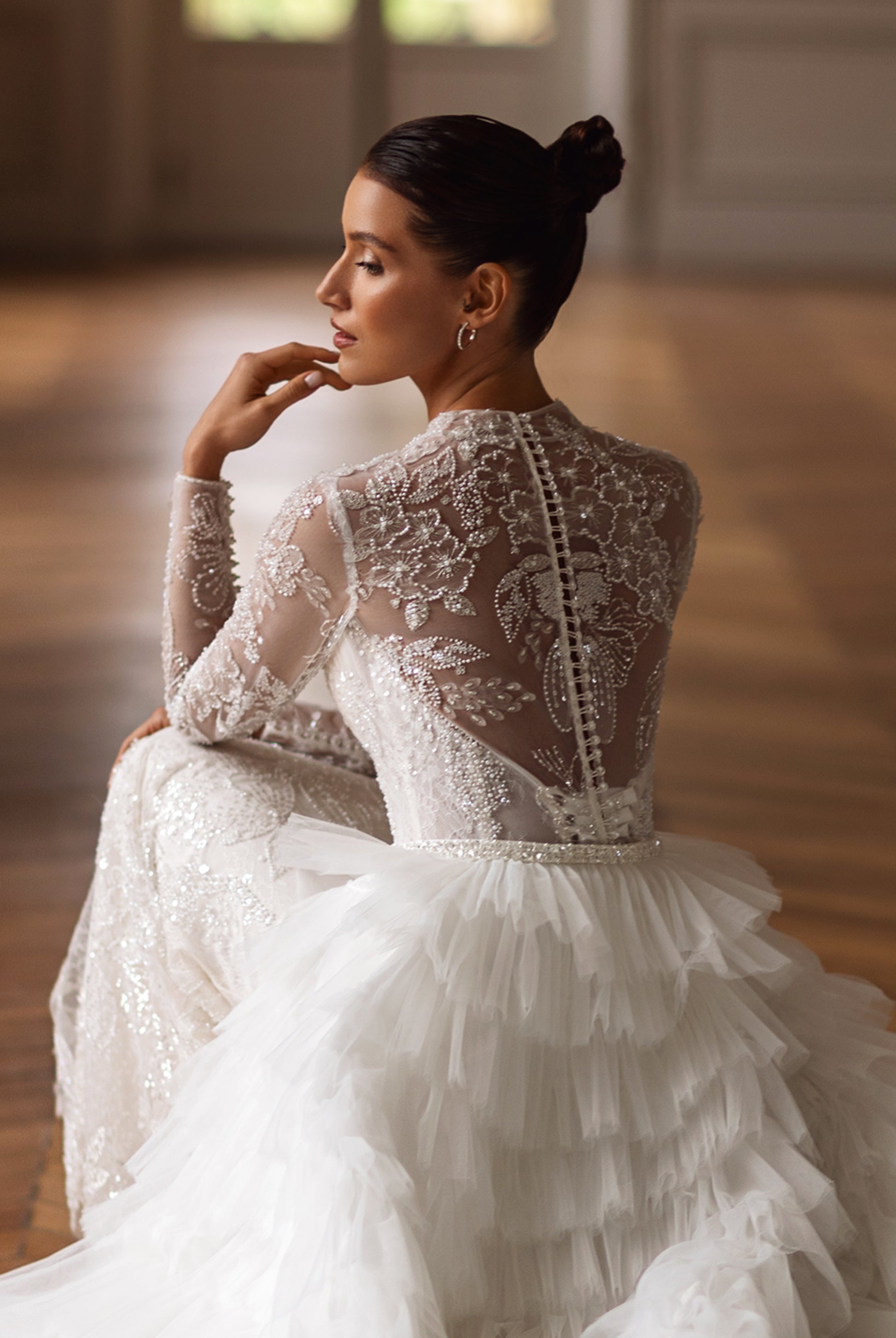 Marie-Antoinette Two in one Hight neck Milk Wedding dress Marie-Antoinette Two in one Hight neck Milk Wedding dress