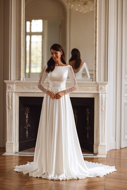 Lili-Rose A-line Boat/Bateau Milk Wedding dress