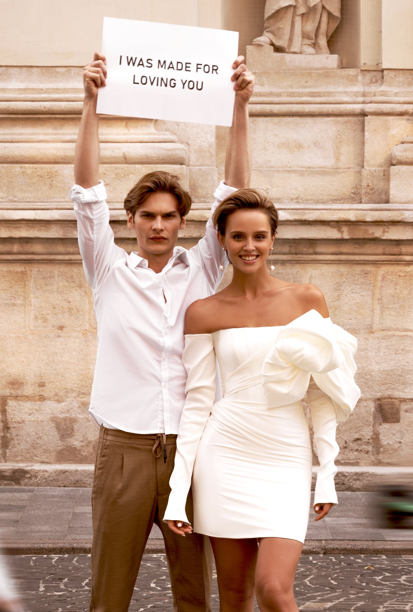 Amela Sheat Straight Across Milk Wedding dress