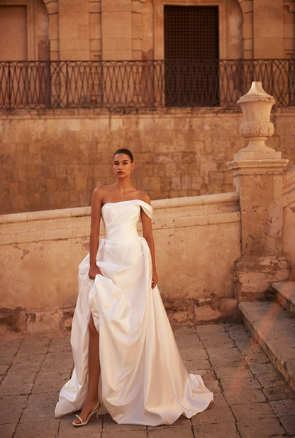 Lidia A-line Off-shoulder/Drop shoulders Milk Wedding dress
