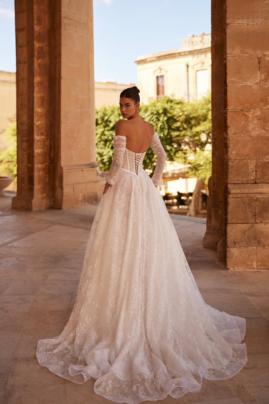 Fidella A-line Sweetheart Milk Wedding dress