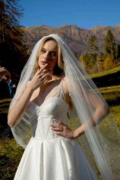 Avgusta A-line Sweetheart Milk Wedding dress