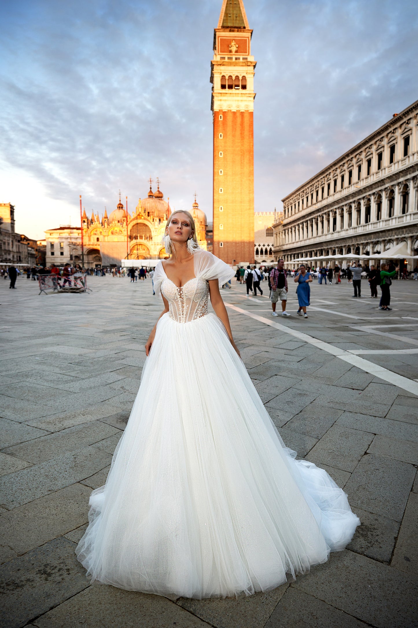 Ilona A-line Sweetheart Milk Wedding dress