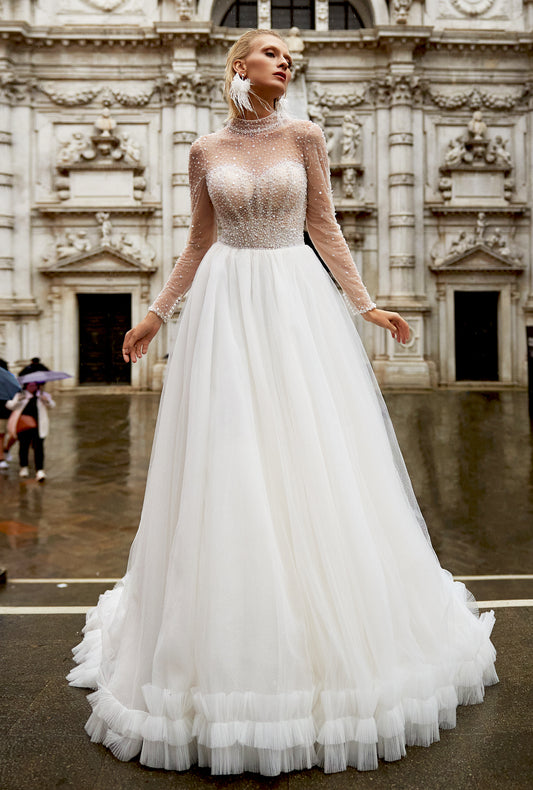 Sendra A-line High neck Milk Wedding dress