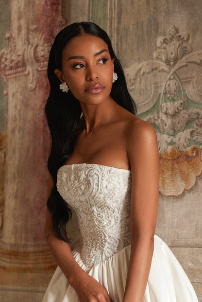 Arabelly A-line Straight across Ivory Wedding dress