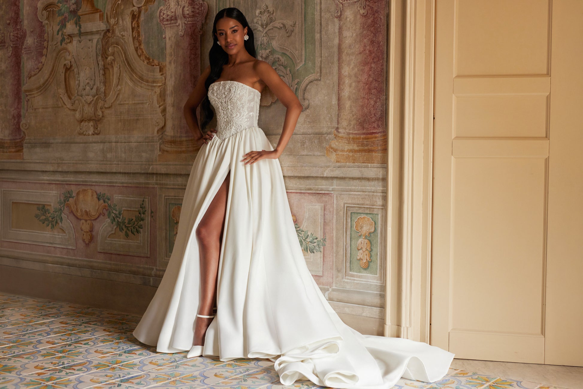 Arabelly A-line Straight across Ivory Wedding dress
