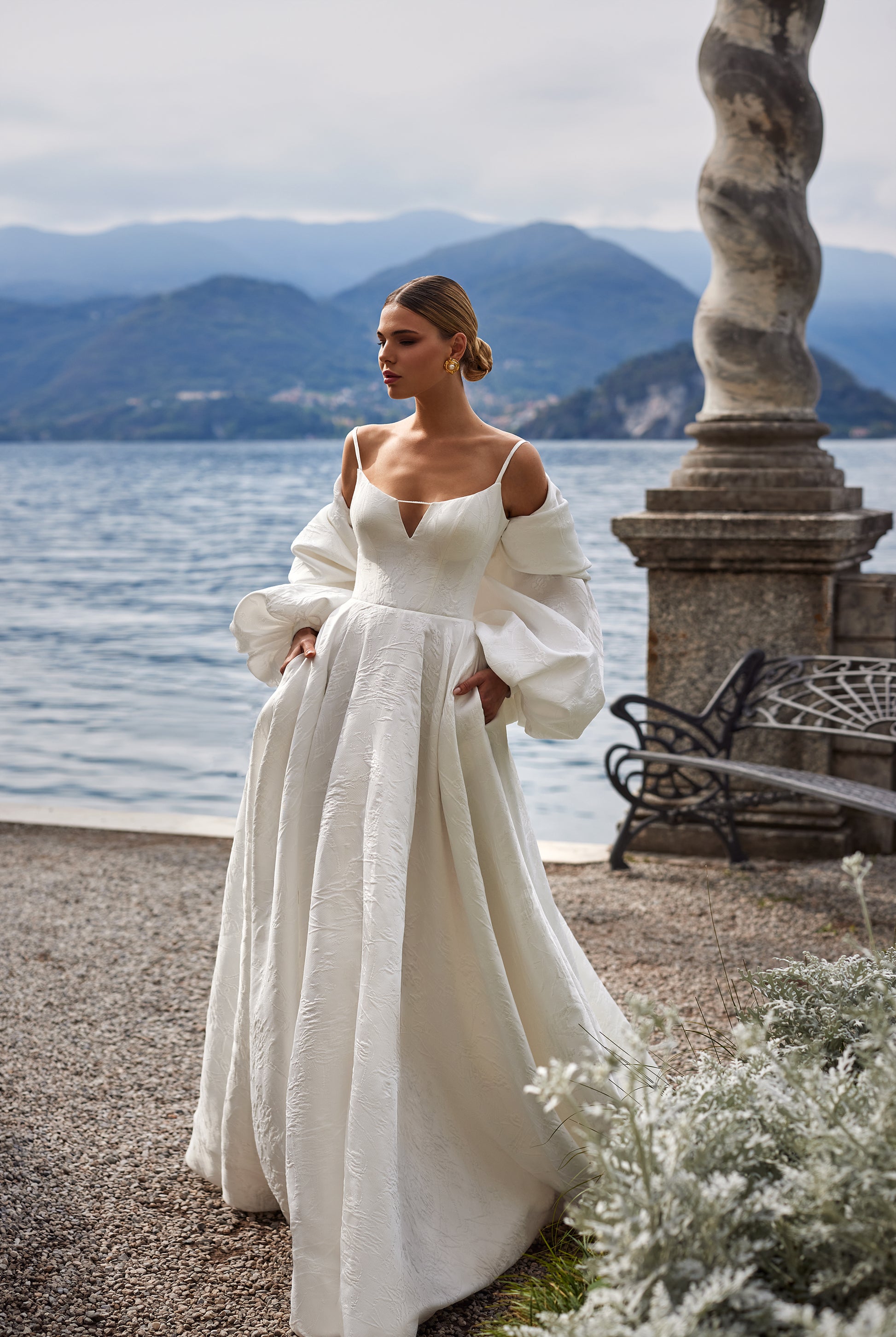 Avita A-line Sweetheart Milk Wedding dress