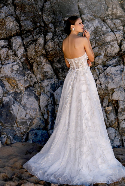 Andreia A-line Straight across Milk Wedding dress
