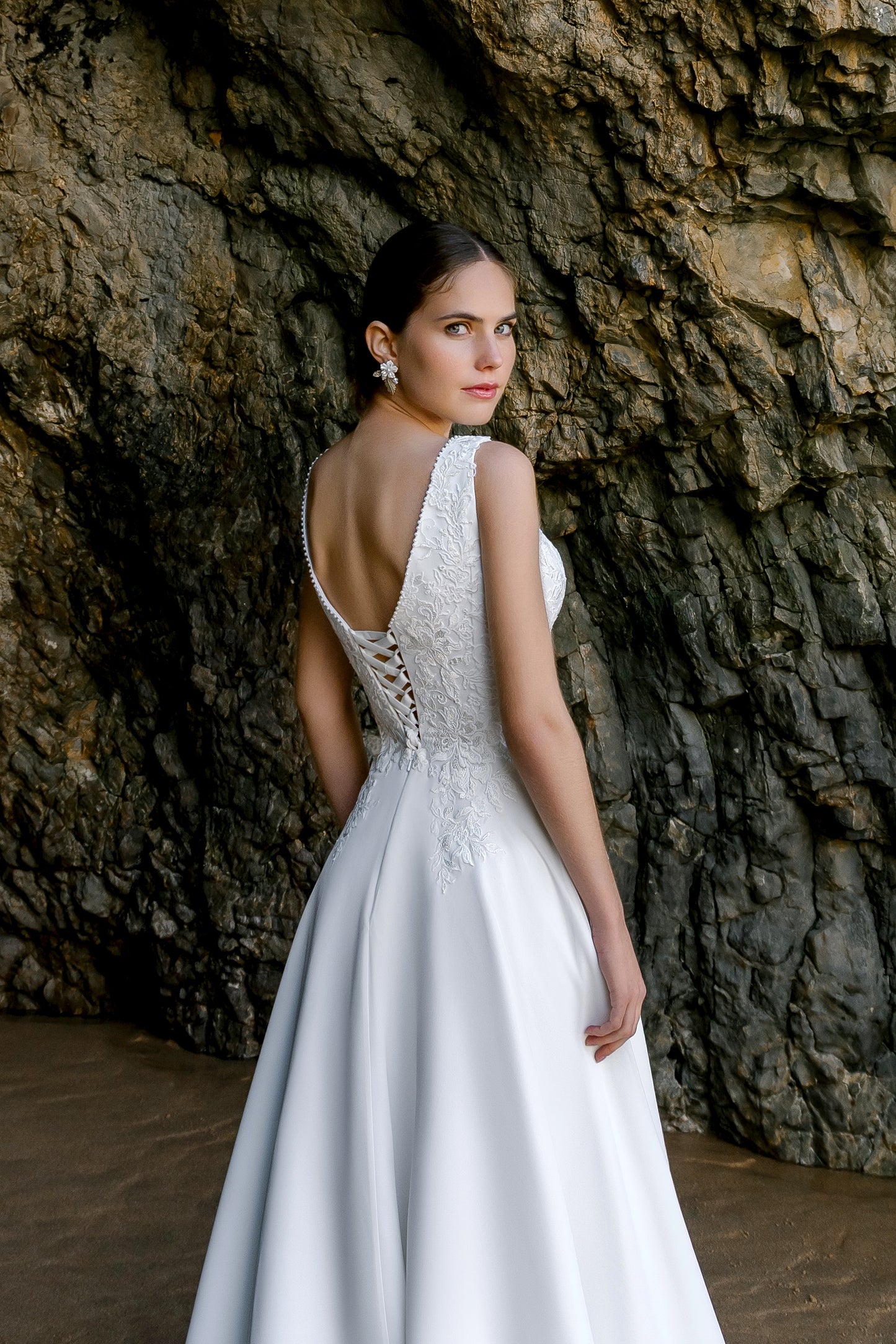 Silvie A-line V-neck Milk Wedding dress