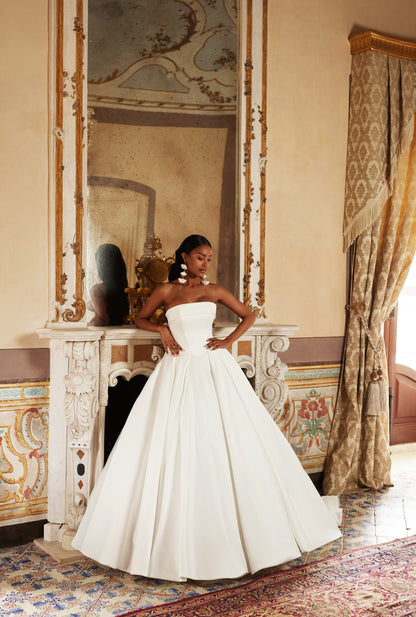 Delphina Princess/Ball Gown Straight across Ivory Wedding dress