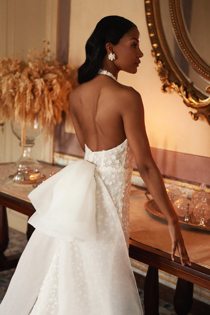 Nyx Trumpet/Mermaid Halter Ivory Wedding dress