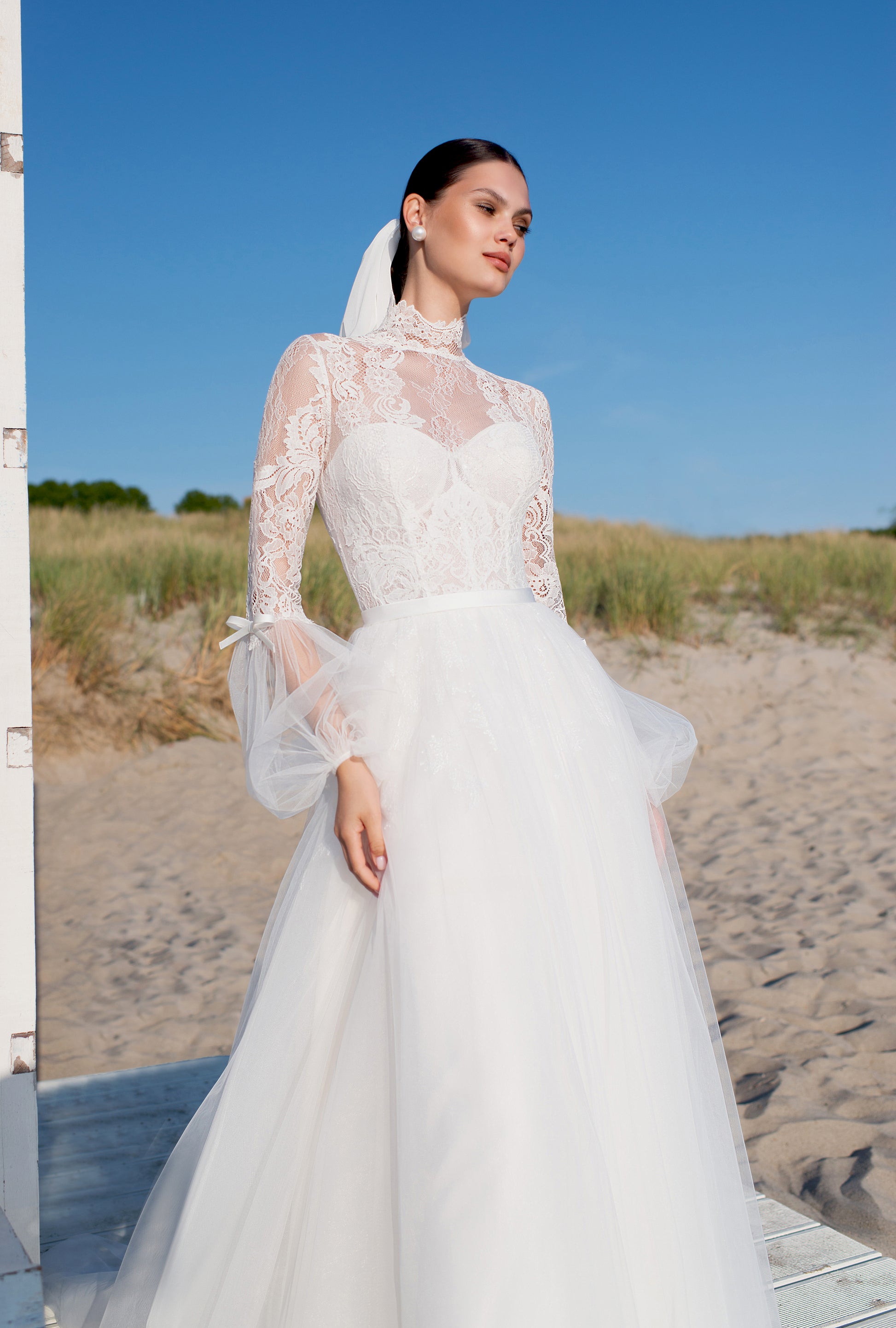 Stinga A-line High neck Off White Wedding dress