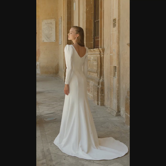 Dona Trumpet/Mermaid V-neck Ivory Wedding dress