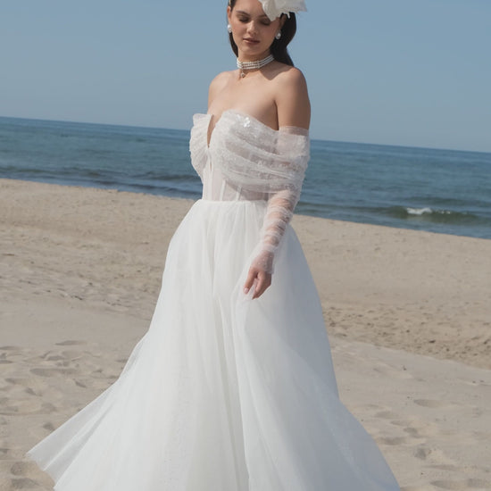 Katamira A-line Off-shoulder/Drop shoulders Off White Wedding dress