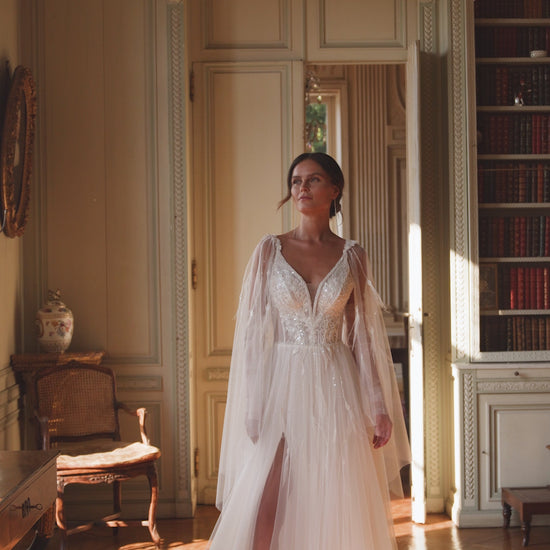 Fly A-line Sweetheart Milk Wedding dress