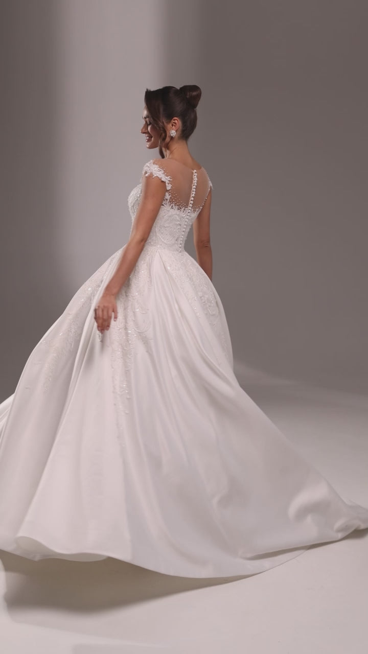 Halston Princess/Ball Gown Illusion Milk Wedding dress