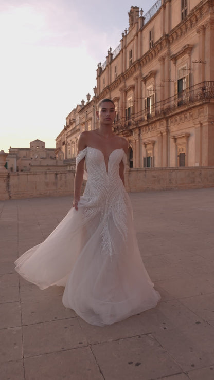 Everlain A-line Illusion Milk Wedding dress