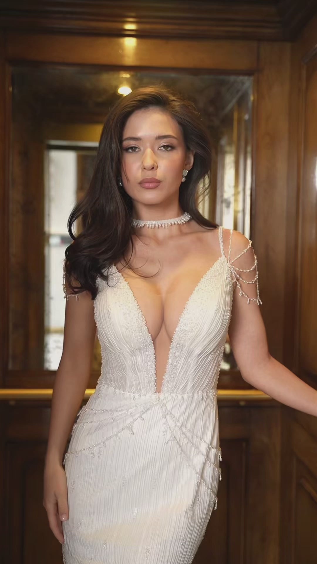 Jennifer Trumpet/Mermaid Illusion Ivory Wedding dress video