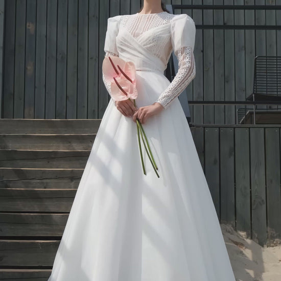 Mariska A-line Boat/Bateau Off White Wedding dress