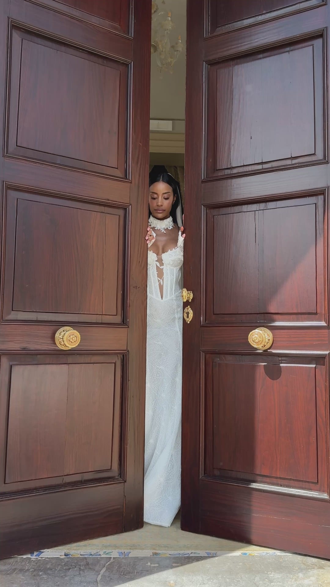 Freya Two in one Sweetheart Ivory Wedding dress video