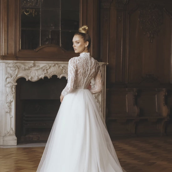 Misteria Princess/Ball Gown High neck Off White Wedding dress