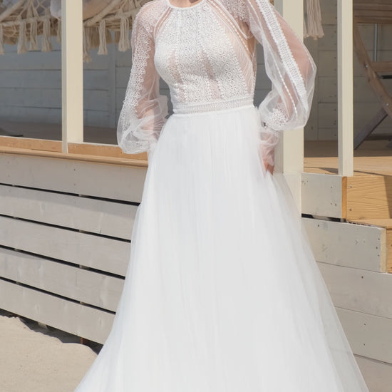 Fiara A-line Boat/Bateau Off White Wedding dress