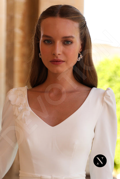 Dona Trumpet/Mermaid V-neck Ivory Wedding dress 5