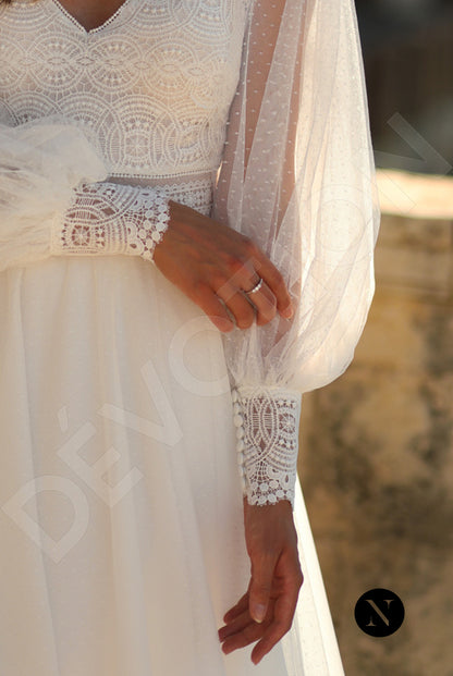 Flora A-line V-neck Ivory Wedding dress 5