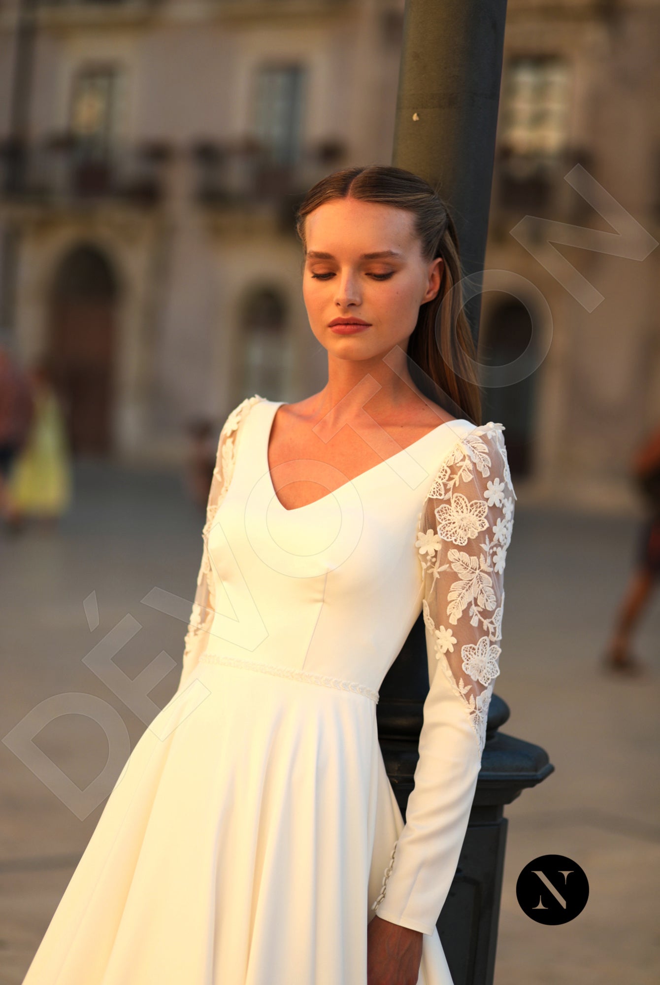 Roxana A-line V-neck Ivory Wedding dress
