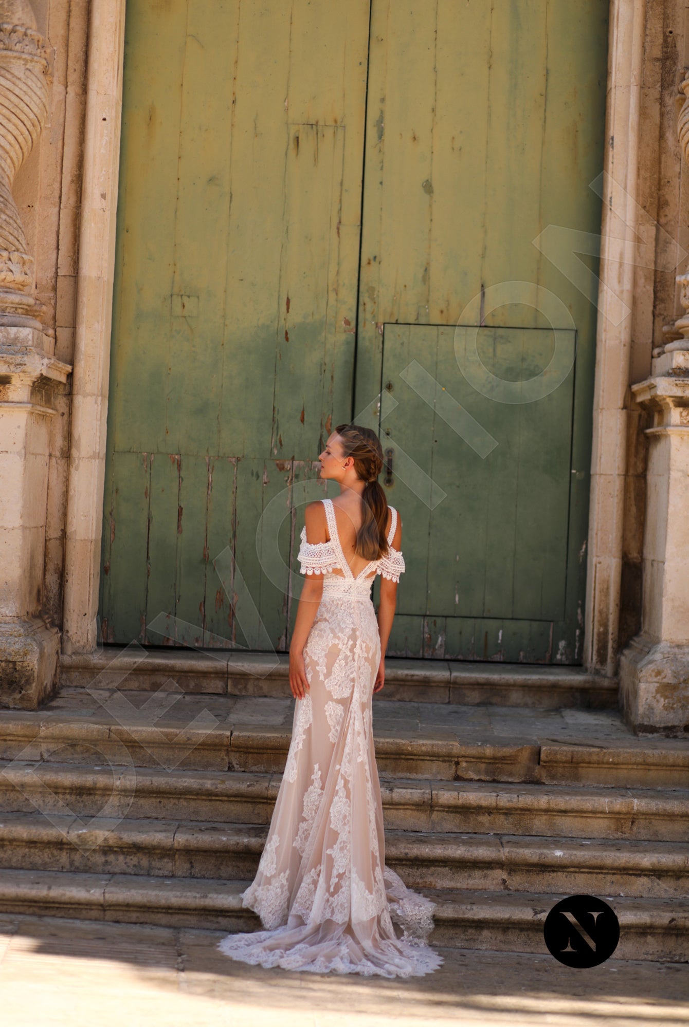 Salme Trumpet/Mermaid Deep V-neck Ivory/Nude Wedding dress 7