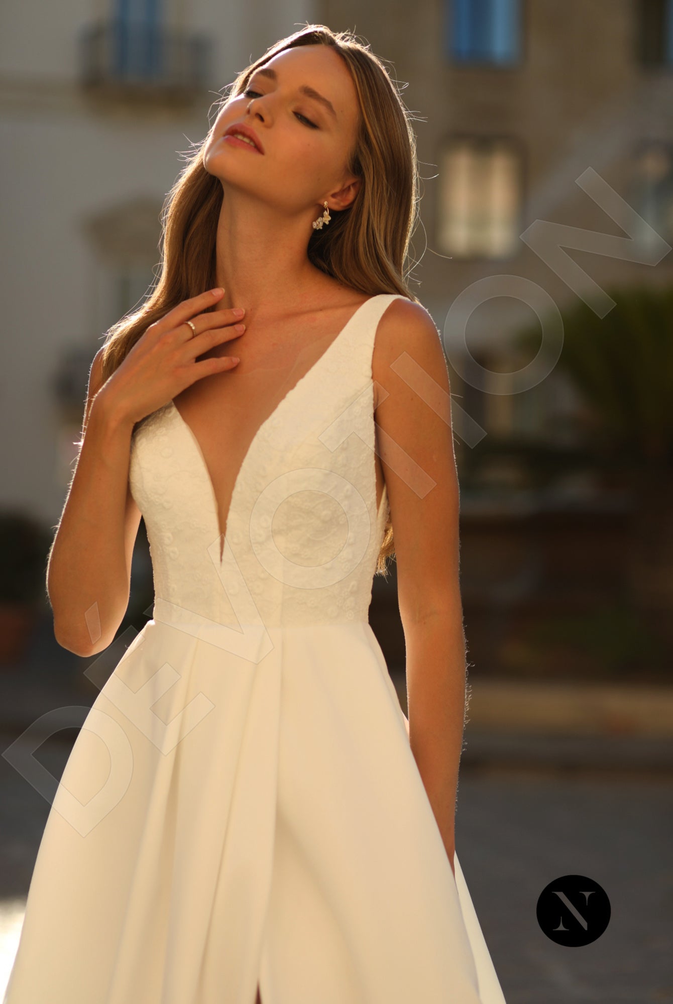 Vanessa A-line Deep V-neck Ivory Wedding dress