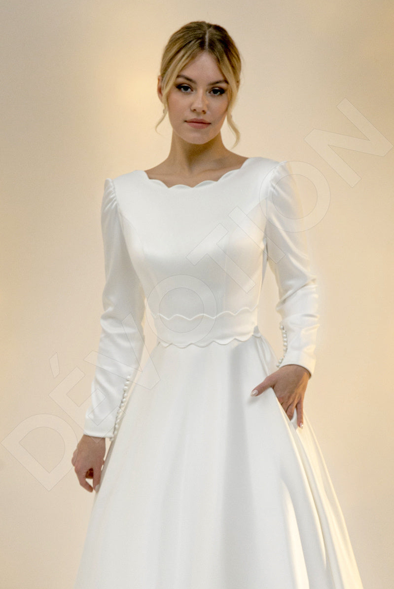 Agnela A-line Jewel Light Ivory Wedding dress