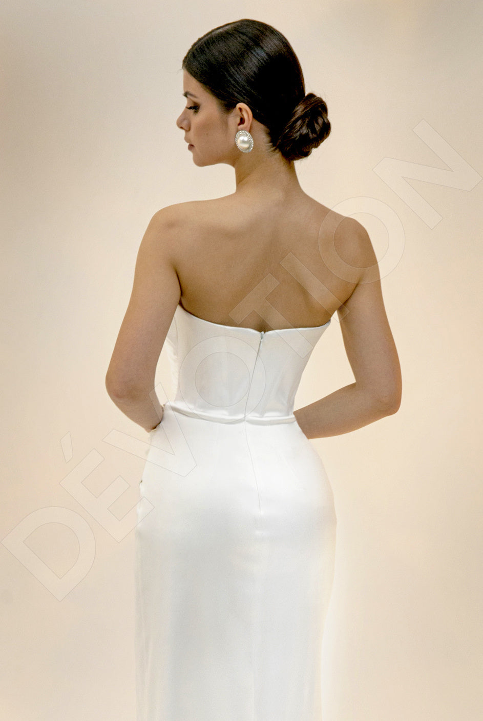 Greyla Sheath/Column Straight Across Light Ivory Wedding dress