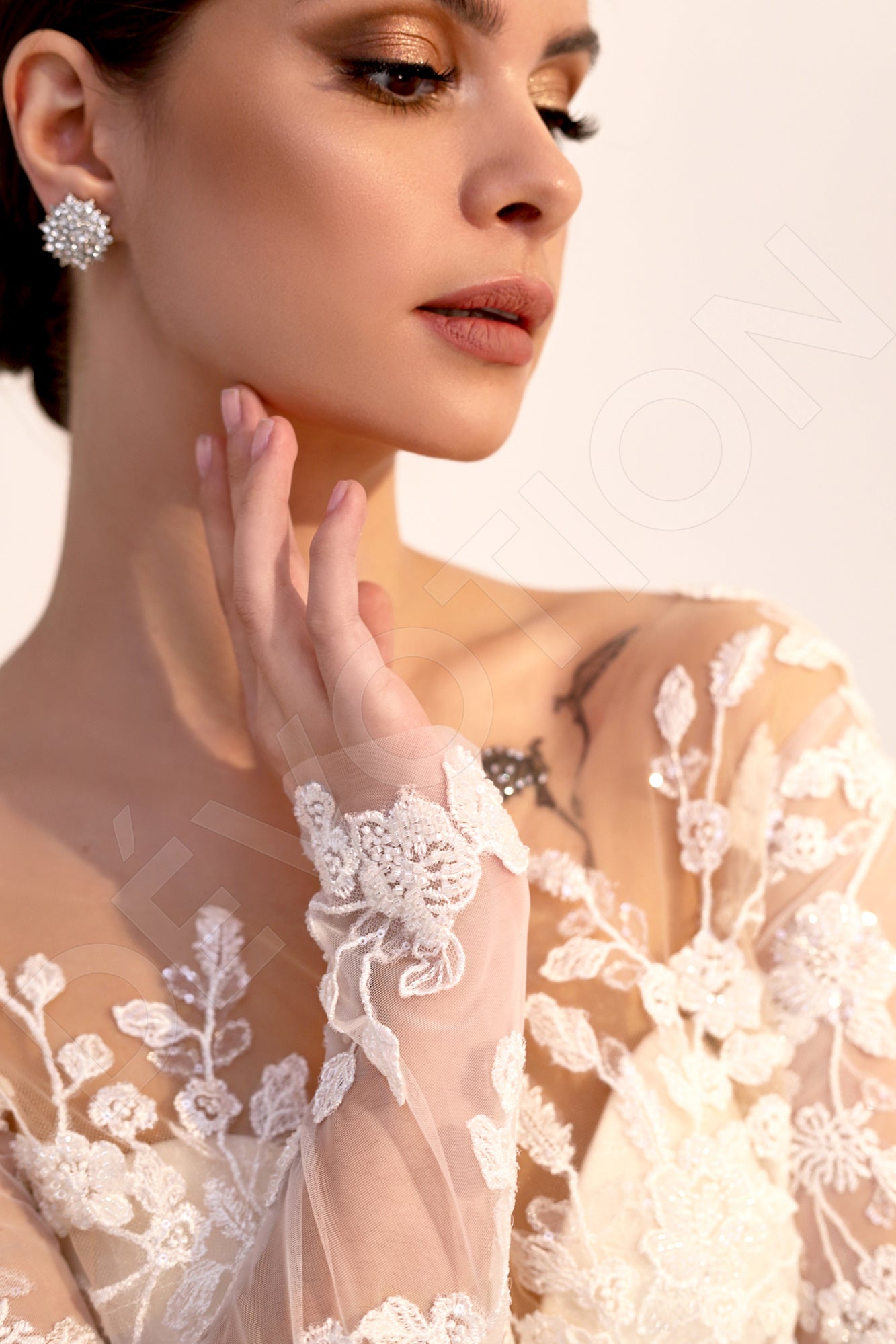 Lizzie Princess/Ball Gown Illusion Light Ivory Wedding dress