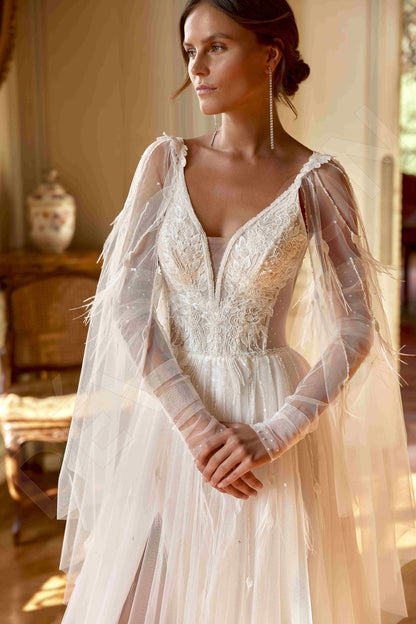 Fly A-line Sweetheart Milk Wedding dress
