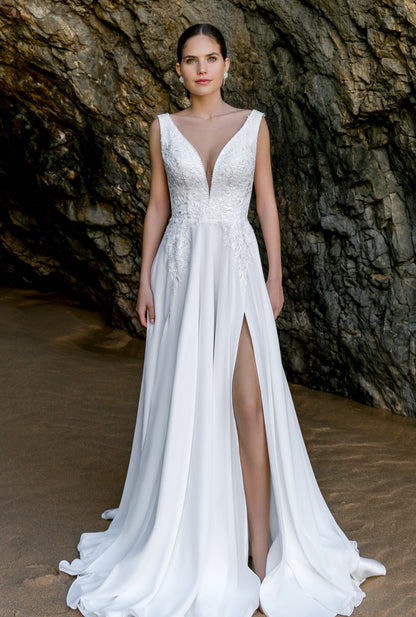 Silvie A-line V-neck Milk Wedding dress