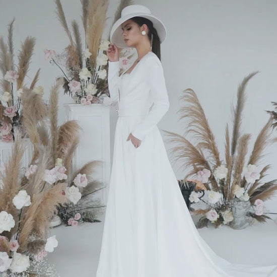 Reese Sheath/Column V-neck Ivory Wedding dress