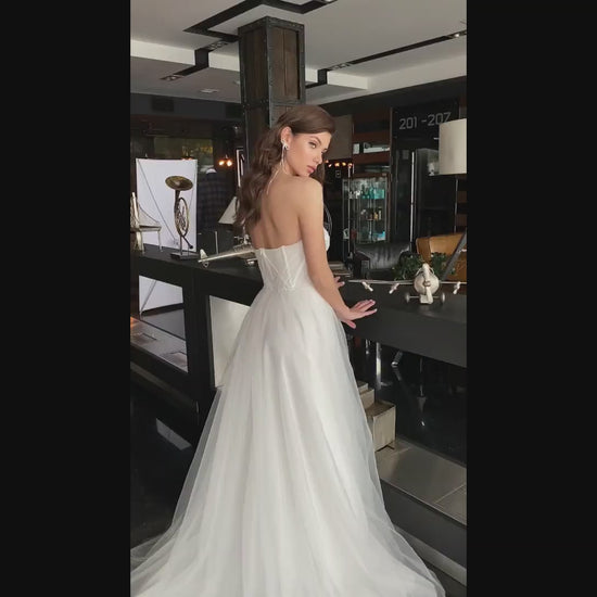 Romi A-line Sweetheart Milk Wedding dress