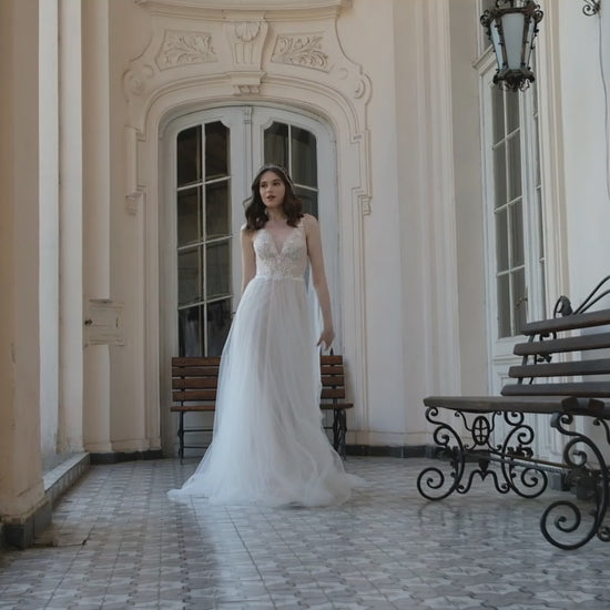 Toinet A-line Deep V-neck Milk Nude Wedding dress
