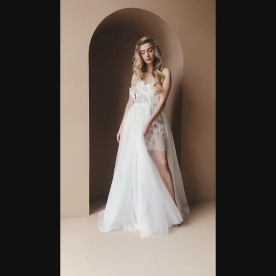 Davia A-line Sweetheart Milk Wedding dress