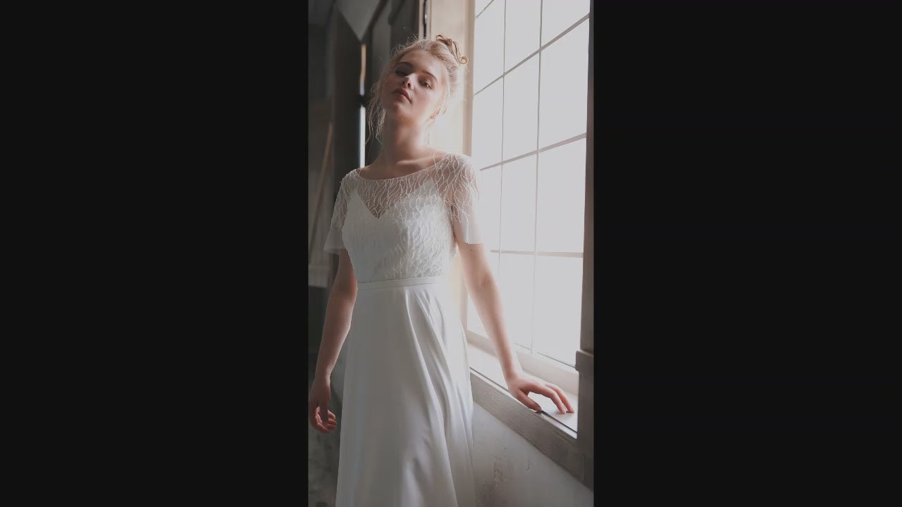 Erelima A-line Boat/Bateau Milk Wedding dress