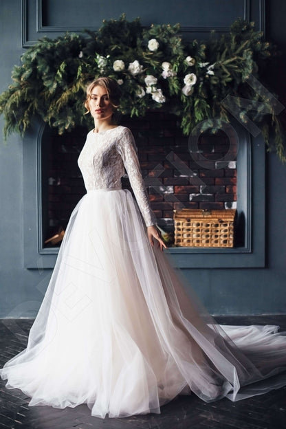 Pilar Open back A-line Long sleeve Wedding Dress 4