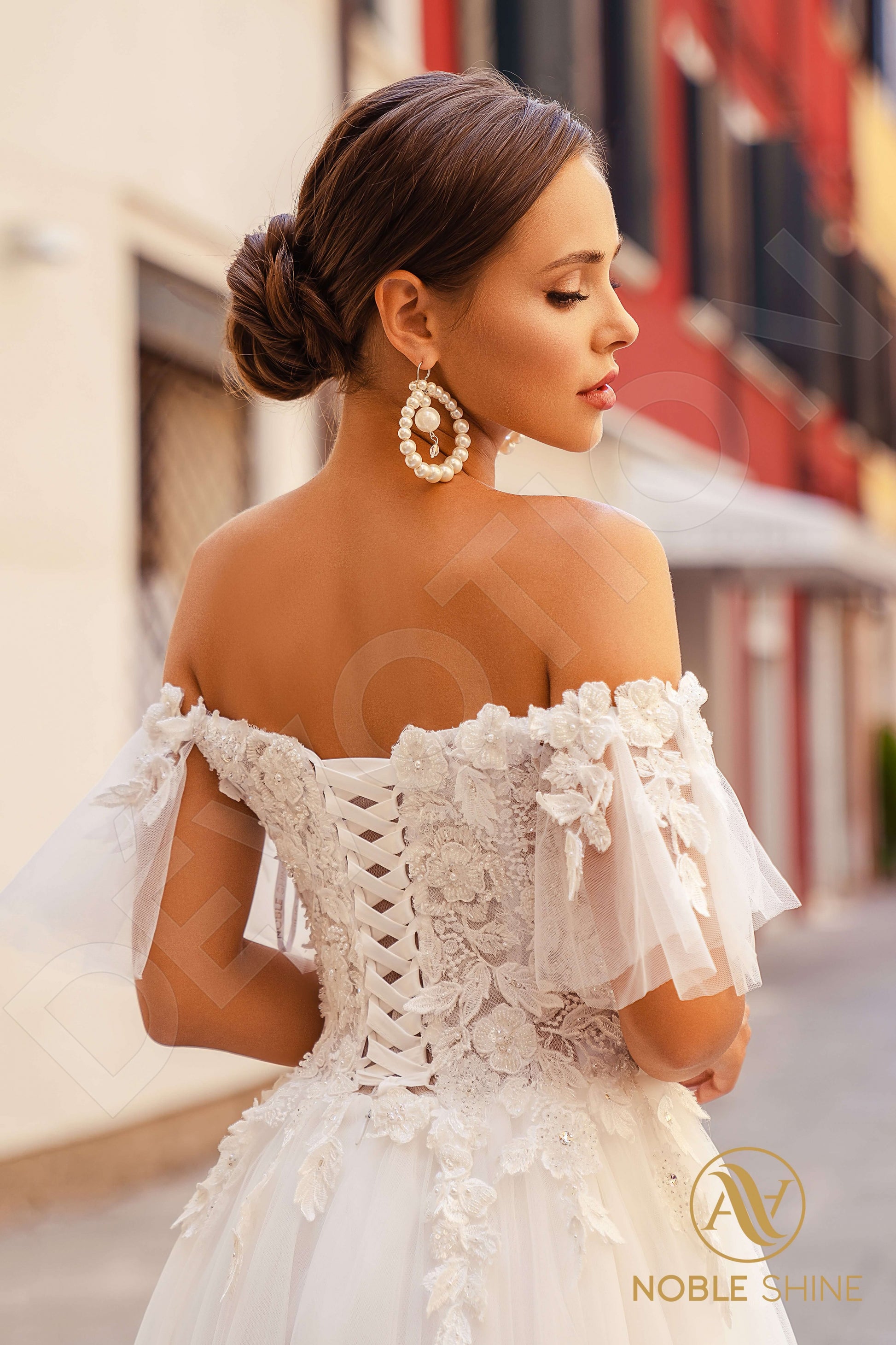 Constancia A-line Off-shoulder/Drop shoulders Milk Wedding dress