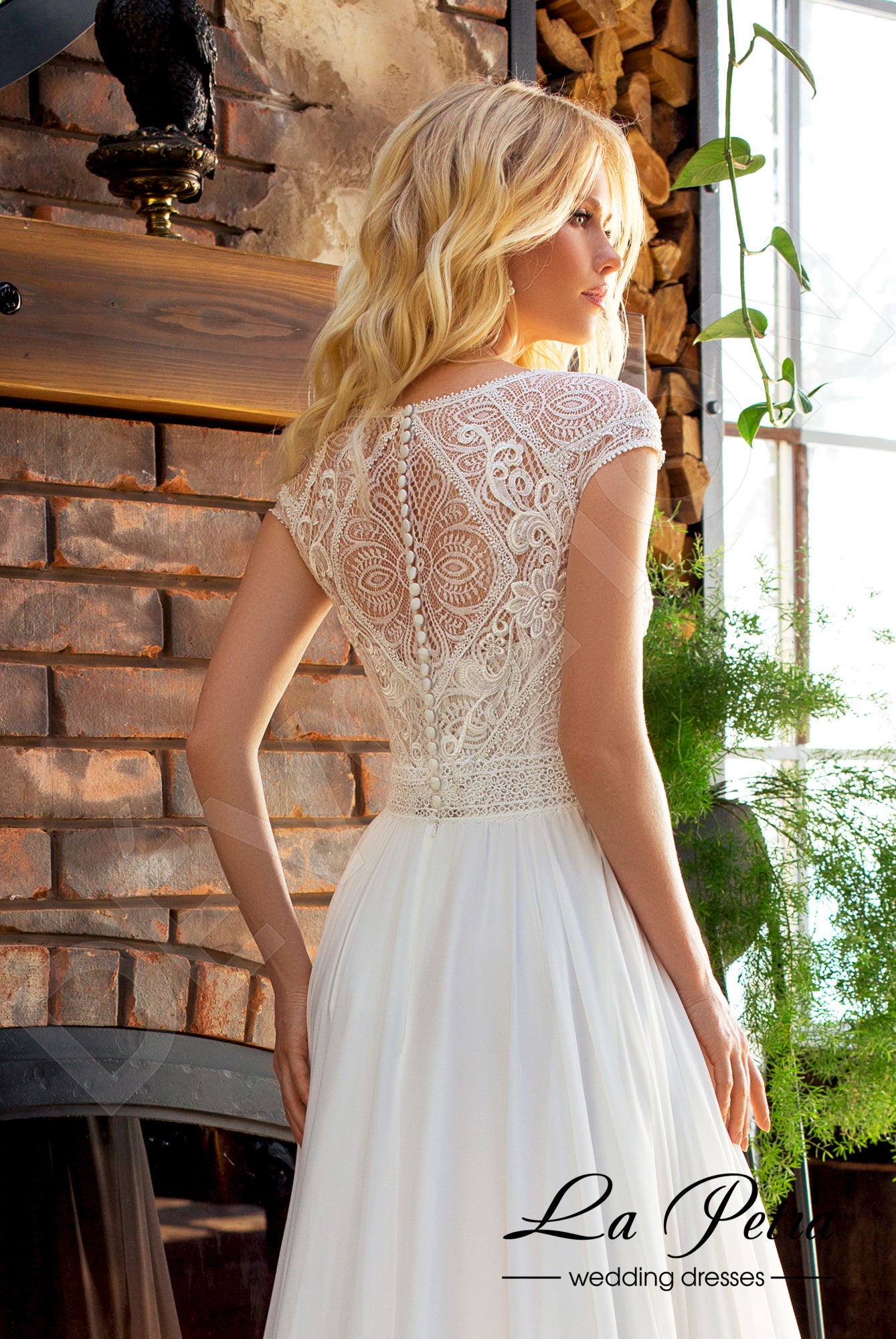 Marikala A-line Boat/Bateau Milk Wedding dress